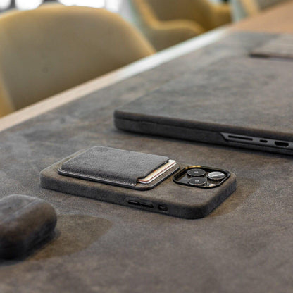 AlcanTouch | Coque IPhone en Alcantara - Zevessa